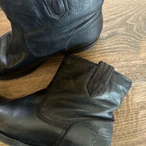 Black Frye Jamie Stitch women’s leather boots size 8